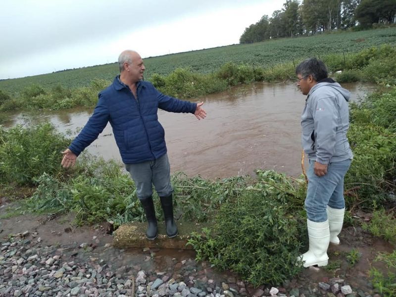 LAS LAJITAS : ASISTENCIA A FAMILIAS AFECTADAS POR EL TEMPORAL