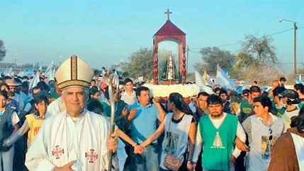 HUACHANA ESPERA A MILES DE FIELES DE TODO EL PAÌS EL PRÒXIMO 31 DE JULIO.