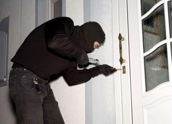 Las Lajitas: Acusado de robar en la casa de un adulto mayor