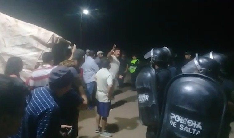 PIZARRO : Finca La Moraleja, los que pretendían pasar 300 chaqueños y formoseños en medio de la noche