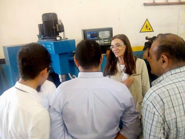 Programa CREA y ministra de Educación Analia Berruezo en la escuela de Educación Técnica N° 3114 de nuestra ciudad.