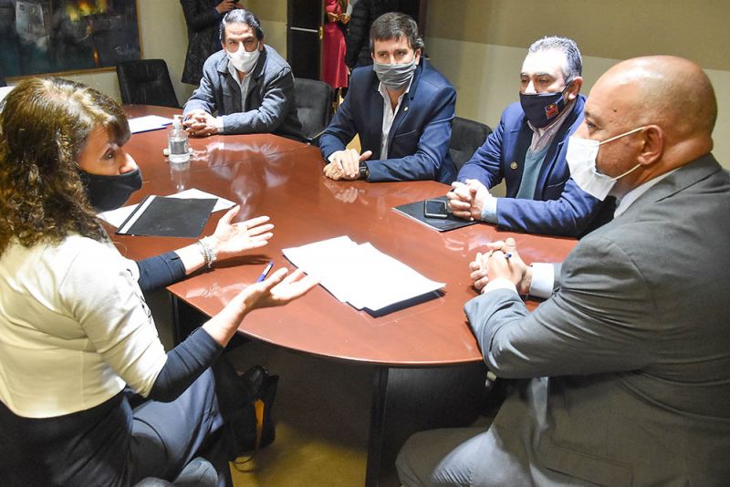 APOLINARIO SARAVIA : MOISES Y EL GOBIERNO PROVINCIAL ANUNCIARON UNA SUCURSAL BANCARIA