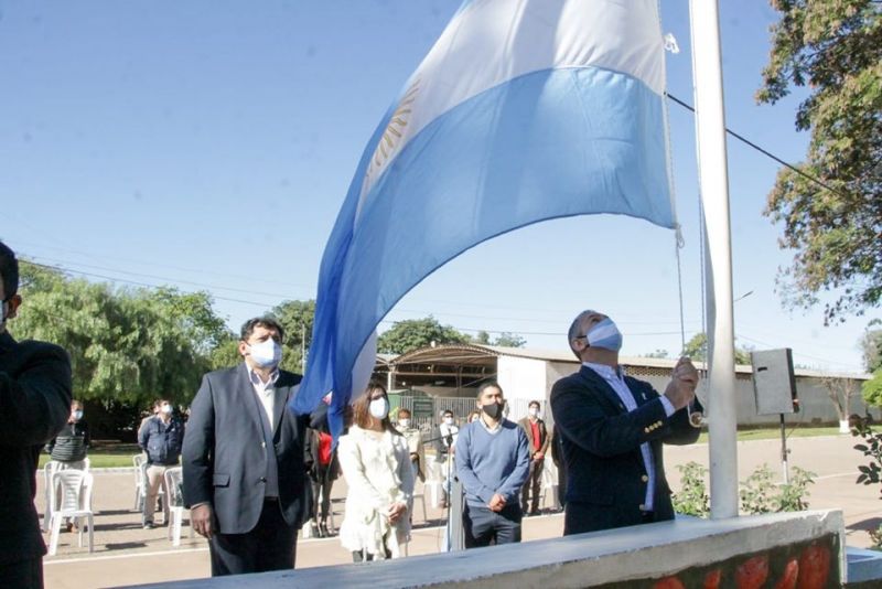 APOLINARIO SARAVIA : ACTO SIMBOLICO POR EL 25 DE MAYO