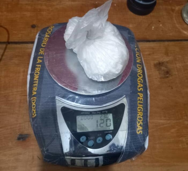 Las Lajitas: secuestraron más de 900 dosis de droga en un control
