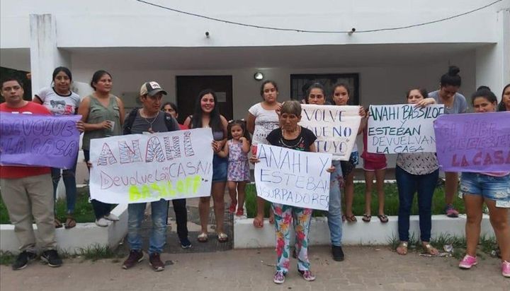La increíble historia de una usurpación en Las Lajitas