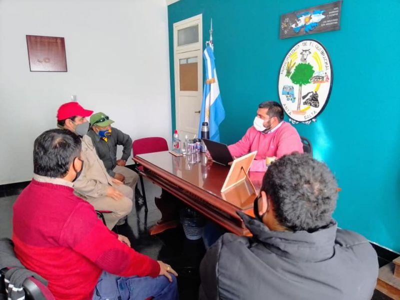 EL QUEBRACHAL: EL SECRETARIO DE HACIENDA SE REUNIÓ CON REPRESENTANTES GREMIALES