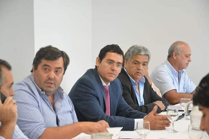 LAS LAJITAS : EL INTENDENTE ALABI SE REUNIO CON LA AMT (Autoridad Metropolitana de Transporte)