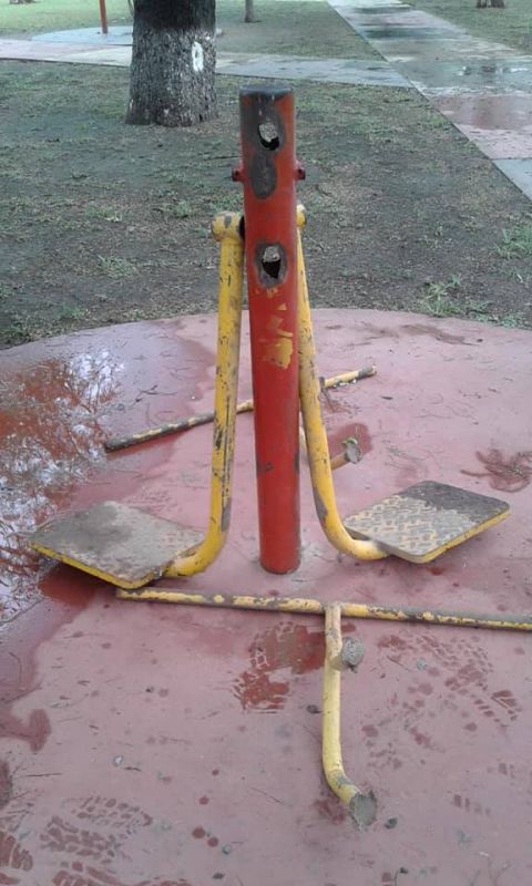LAS LAJITAS: VANDALISMO EN ESPACIO PUBLICO