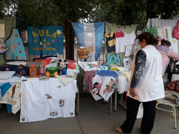 SEMANA DE LA EDUCACIÓN DE JÓVENES Y ADULTOS EN JOAQUÍN V GONZALEZ.