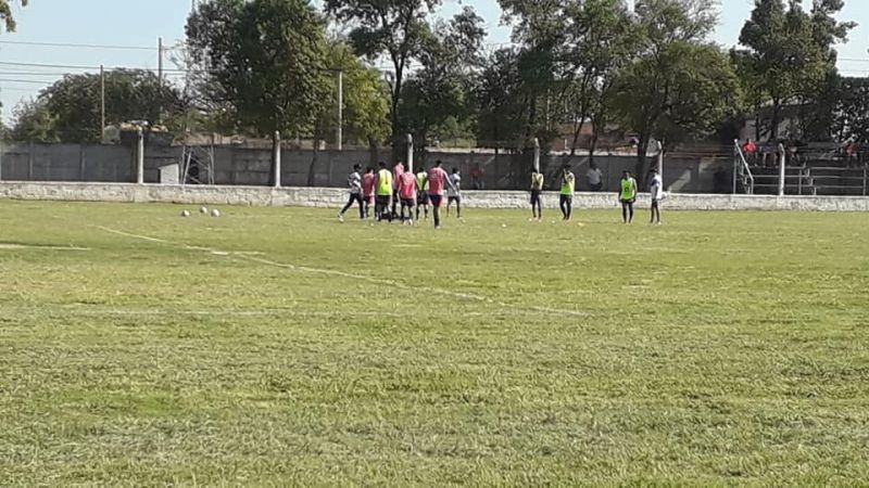 REGIONAL AMATEUR: EL PETROLERO GANO DE VISITANTE