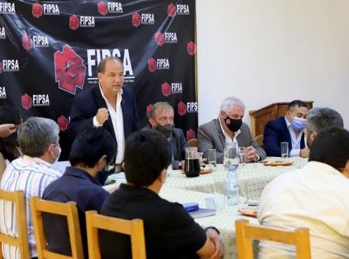 Villada instó a los intendentes a militar la reforma constitucional porque responde a un pedido de la gente