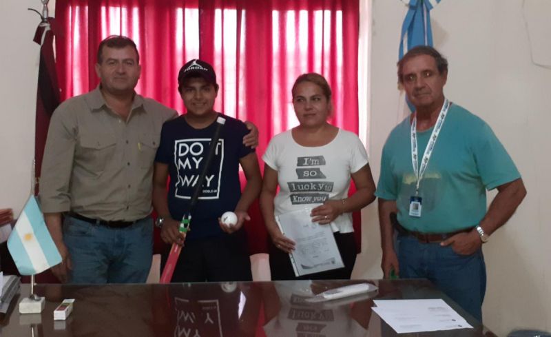 EL QUEBRACHAL: ROLY ROJAS APUESTA AL DEPORTE COMO POLÍTICA DE CONTENCIÓN