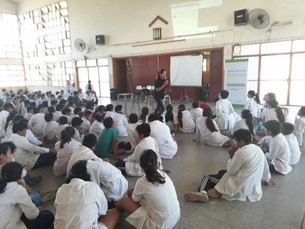 Más de 3 mil estudiantes aprendieron sobre prevención de adicciones en Joaquin V. Gonzales