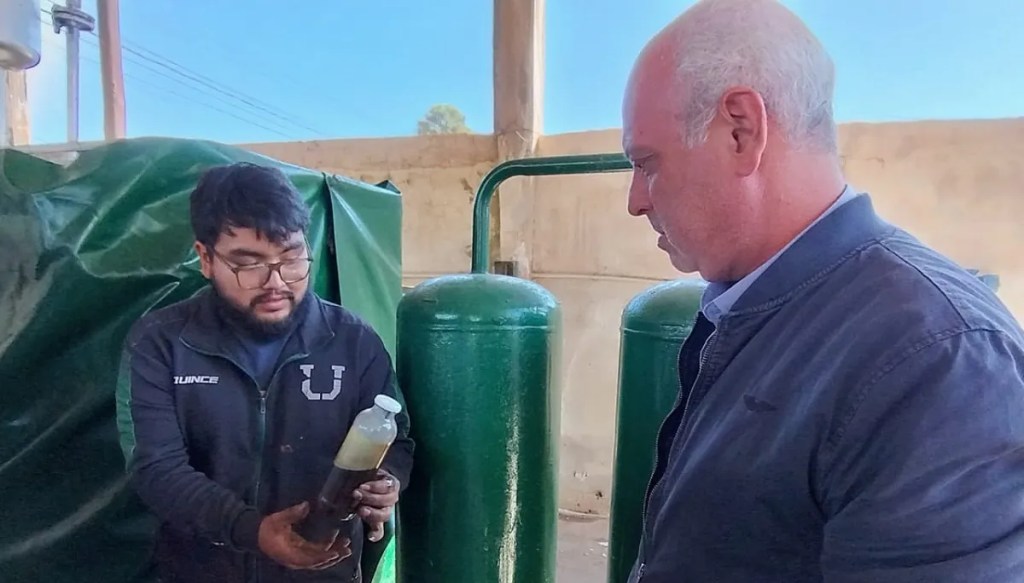 Lajitas pone en marcha la primera planta del país que convierte basura en energía