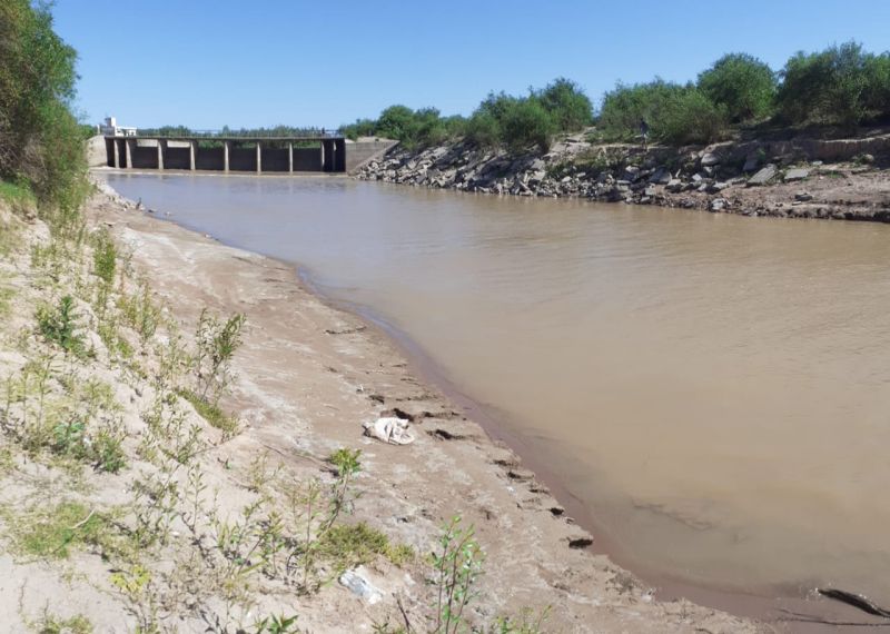 Evalúan la situación hidrológica del río Salado