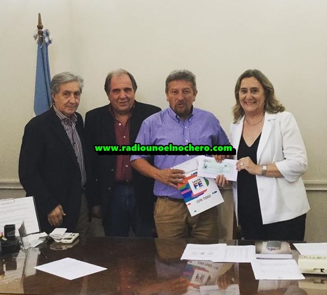 Gato Colorado recibió $800 mil para iniciar la obra de un natatorio y canchas deportivas