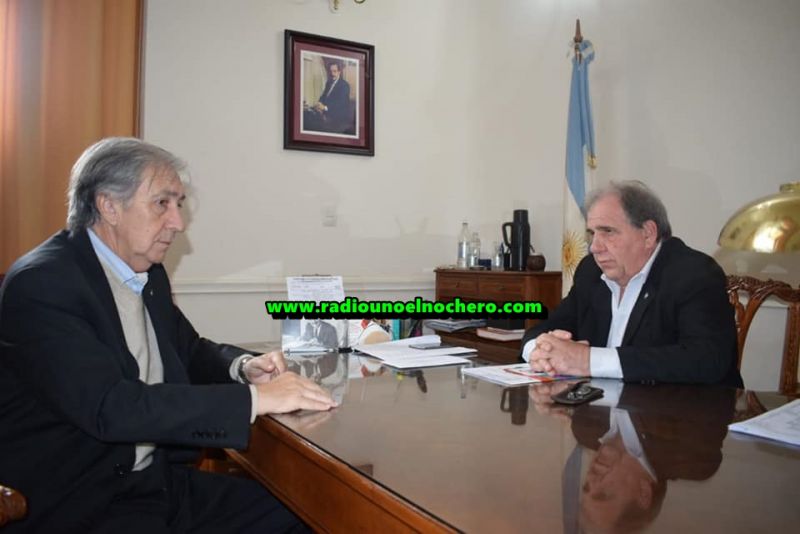 El Ministro Morini entregó a Gramajo un aporte para Campo Garay