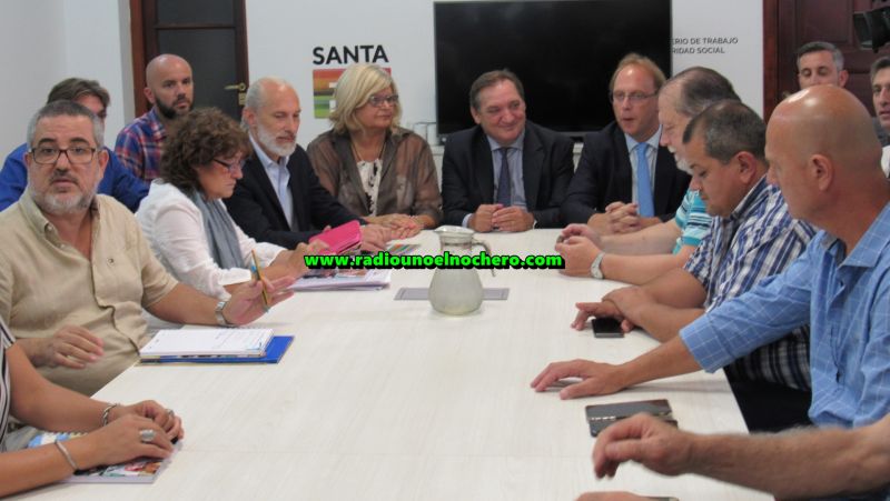El Gobierno provincial propuso a los docentes continuar con la cláusula de actualización automática salarial