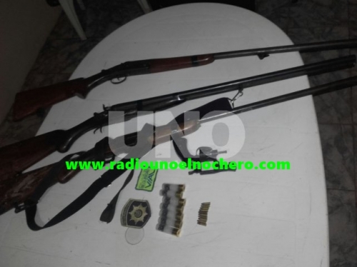 Secuestraron en Logroño tres escopetas, cartuchos, un revólver y balas en un chequeo policial