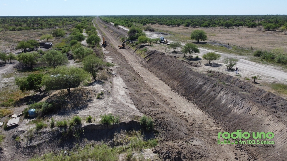 En Villa Minetti y Santa Clara de Saguier construirán defensas urbanas