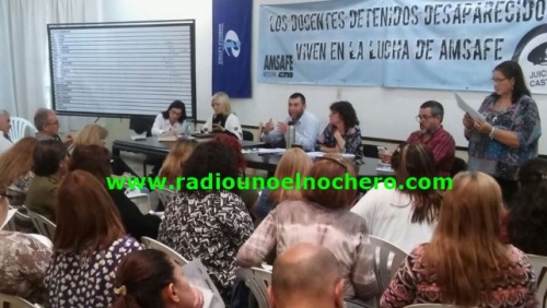 Los docentes nucleados en Amsafé van al paro mañana y la próxima semana