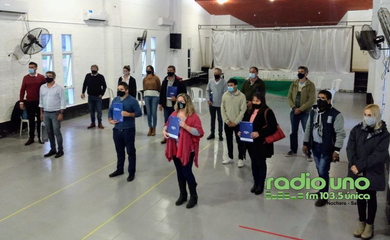 Presidentes comunales del dpto. 9 de Julio firmaron convenios por el Boleto Educativo Rural