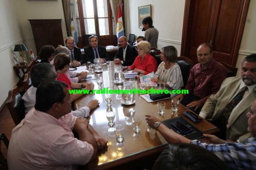 Santa Fe: El bono de fin de año para los estatales será de entre $ 2.000 y $ 3.000