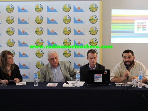 Se realizó la presentación del programa EQUIPAR en Vera