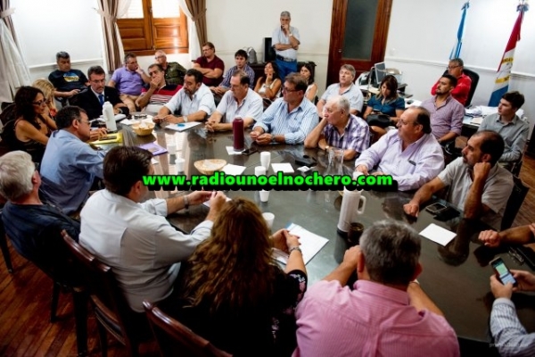 Municipales y comunales aceptaron el 18 % de aumento