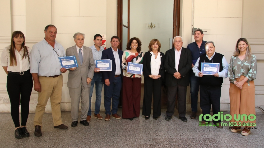 La provincia entregó aportes para obras a Villa Minetti y otras localidades