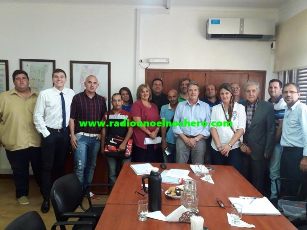 Autoridades de Pozo Borrado se reunieron con el Ministro Garibay por el mal estado del acceso