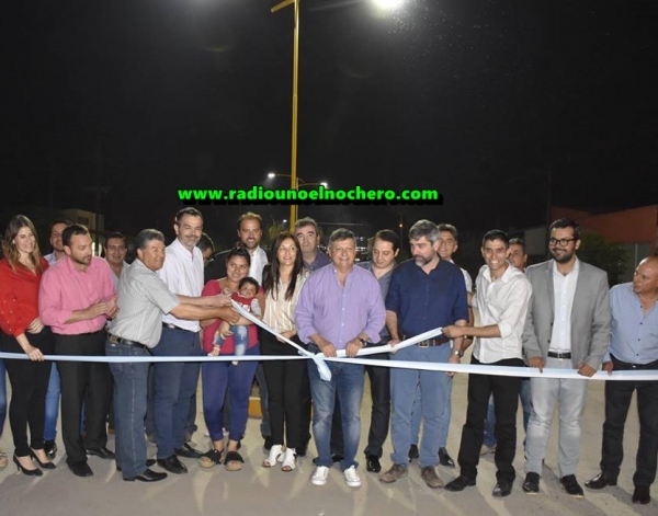 Santa Sylvina: Se inauguró el asfalto y la luminaria de la avenida Luis J. Cadra