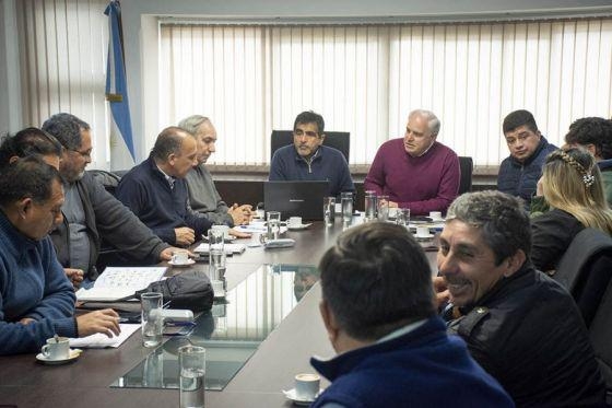 Paritaria docente: “Hay que seguir acompañando los sueldos, que no pierdan con la inflación”