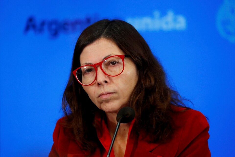 Milei y la dolarización: ¿24 dólares como salario mínimo en Argentina?