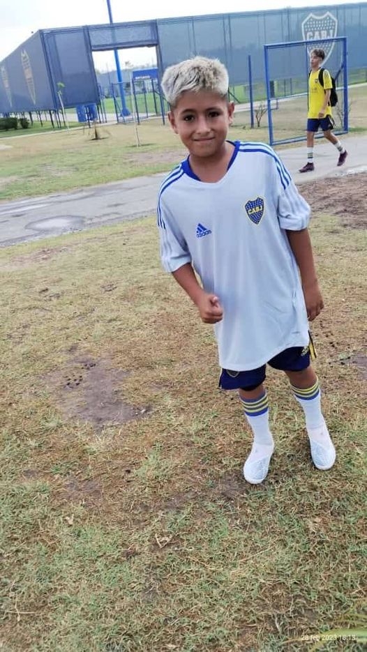 TOTO YA VISTE LA AZUL Y ORO