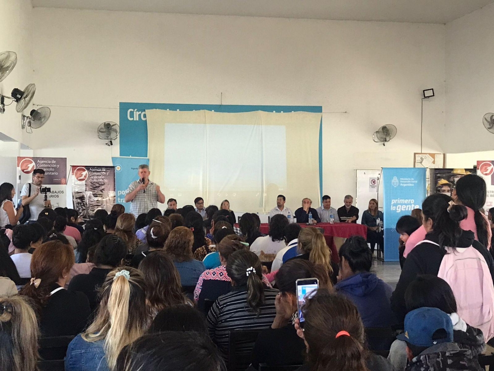 Presentaron el programa "Volvé a Estudiar" destinado a beneficiarios del Potenciar Trabajo