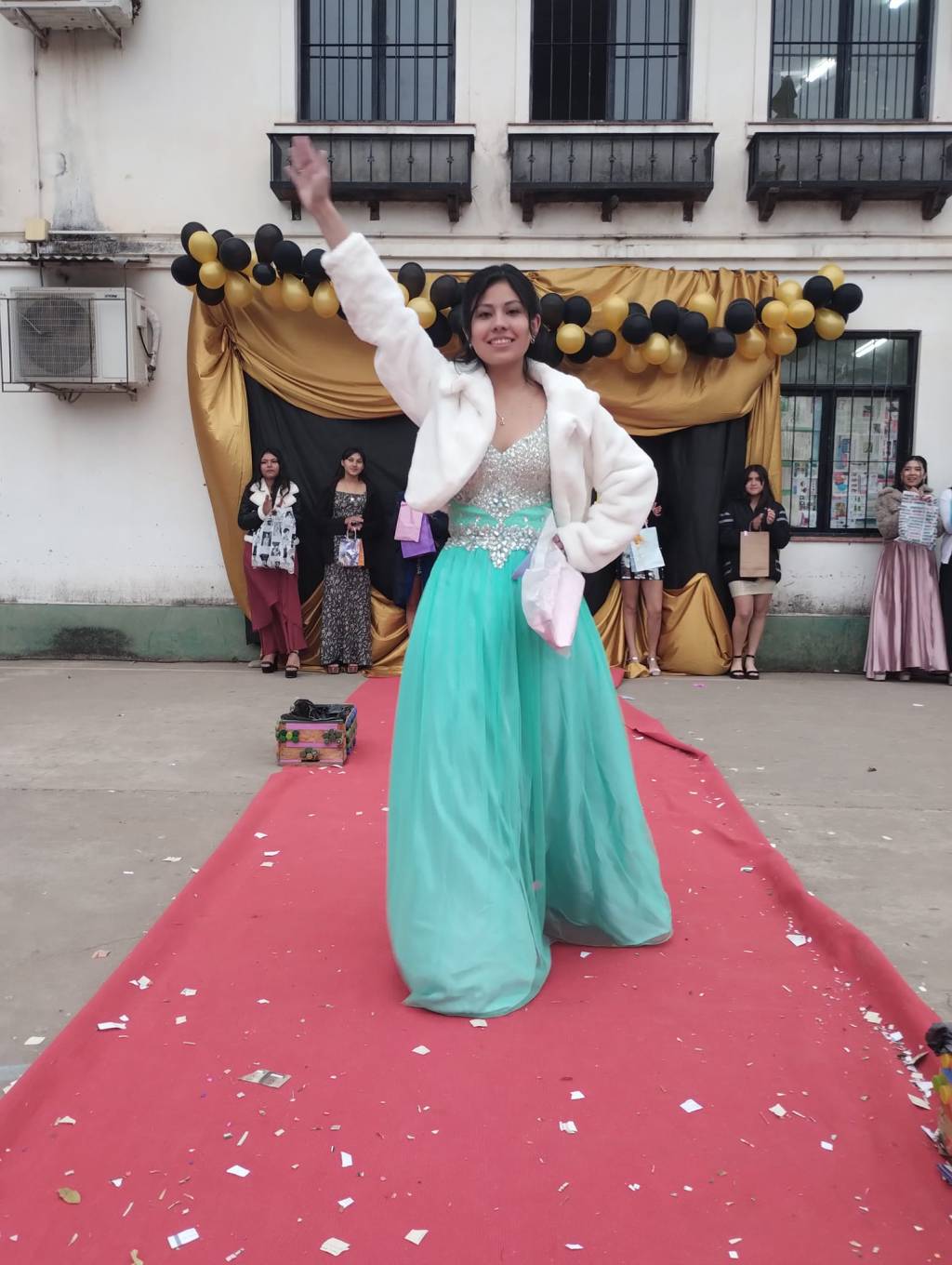 NUEVA SOBERANA DE LOS ESTUDIANTES DEL 5098 JVG