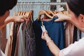 INFLACIÓN Los precios de vestimenta y calzado subieron más del doble en el año