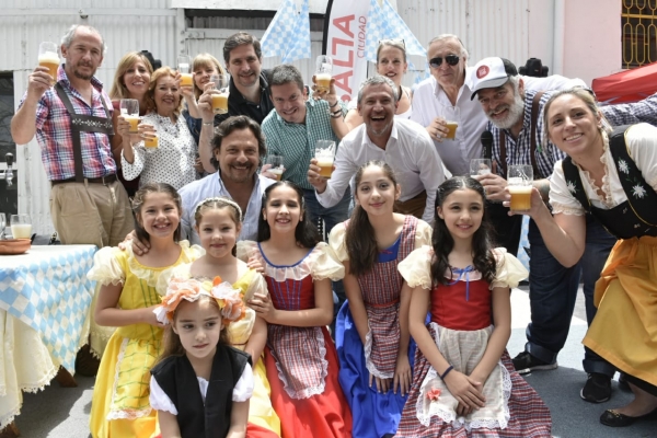 En el Paseo Ameghino Sáenz inauguró la 2ª edición del Oktoberfest en Salta