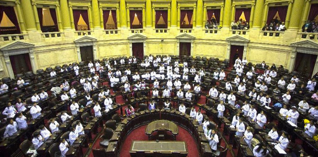 Estudiantes de Centenario representarán a Neuquén en el XXXII parlamento nacional infantil