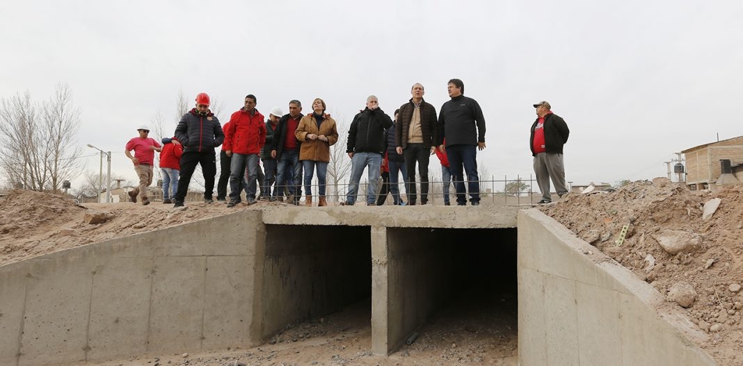 Gutiérrez y Gaido recorrieron obras en barrio Z1