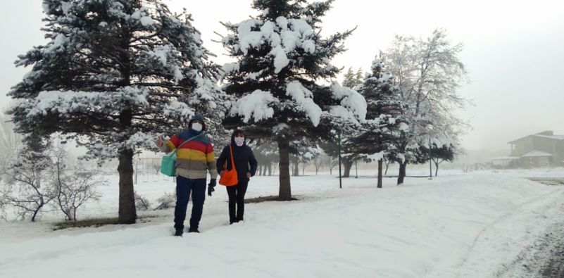 El plan de vacunación neuquino no se detiene por invierno ni pandemia