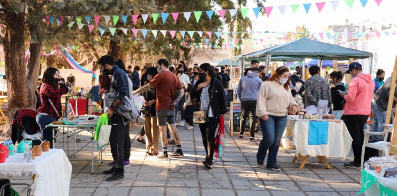 Gran convocatoria en la Feria Germinar por el Mes de las Juventudes