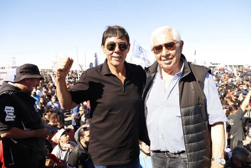 PETROLEROS PRIVADOS LANZARON UN PARO GENERAL