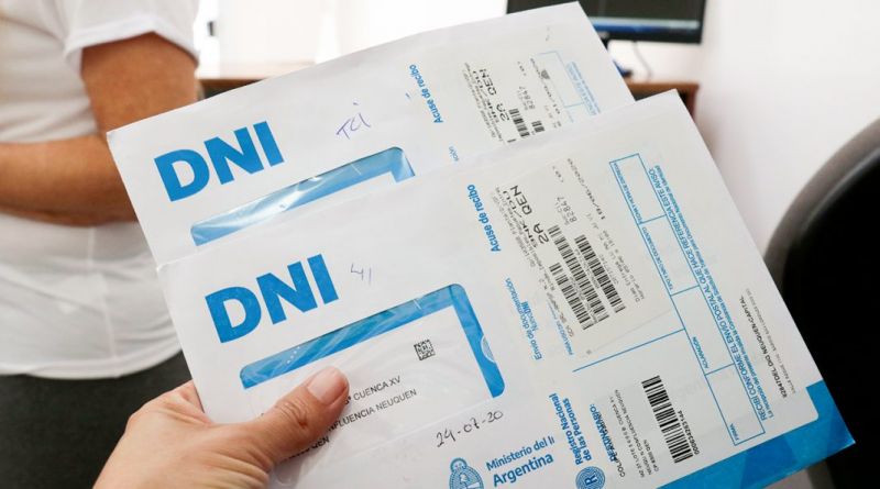 Más de dos mil neuquinos y neuquinas pueden retirar el DNI para participar de las PASO