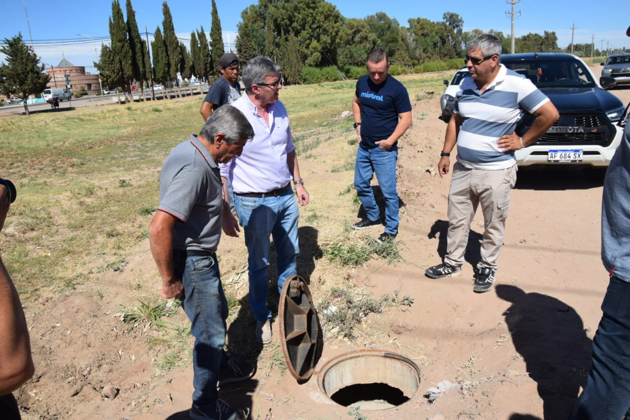 Plaza Huincul reactivó la obra del canal colector norte