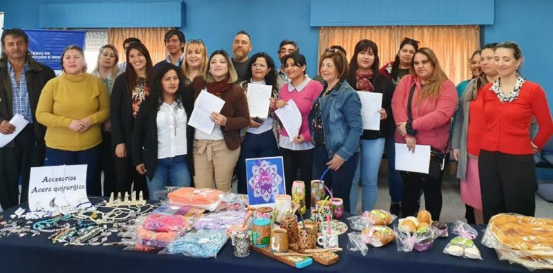 Nueva entrega de microcréditos para emprendedores