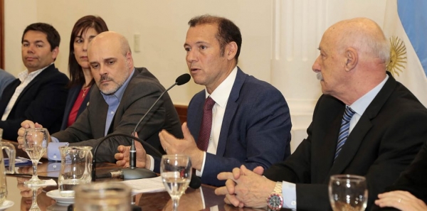 Neuquén firmó tres acuerdos con el CFI por 125 millones de pesos