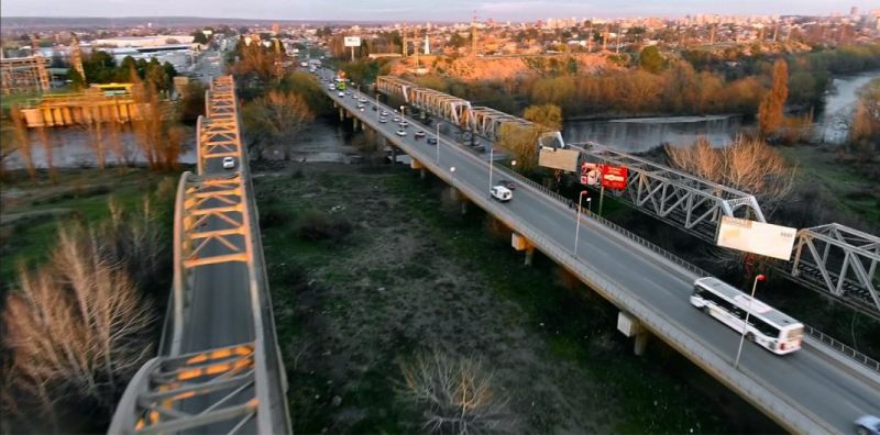 Prorrogan las restricciones para ingresar a Neuquén desde Río Negro y aumentan las multas por no usar tapabocas