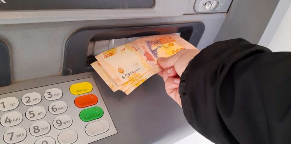 Desde mañana, Provincia paga haberes con 21,8% de aumento